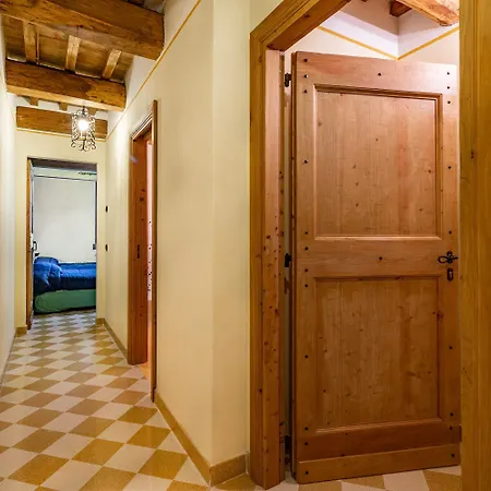 Quercia Close By To - Happy Montepulciano Stazione